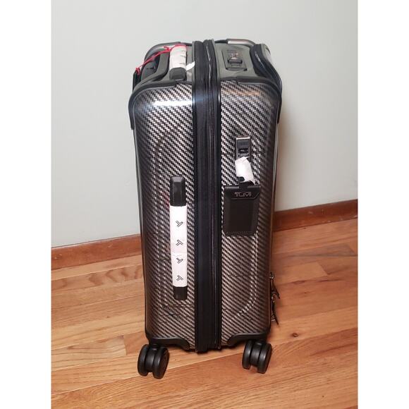 NEW TUMI International Front Pocket Expandable 4 Wheeled Carry-On BLACK GRAPHITE - Picture 3 of 13